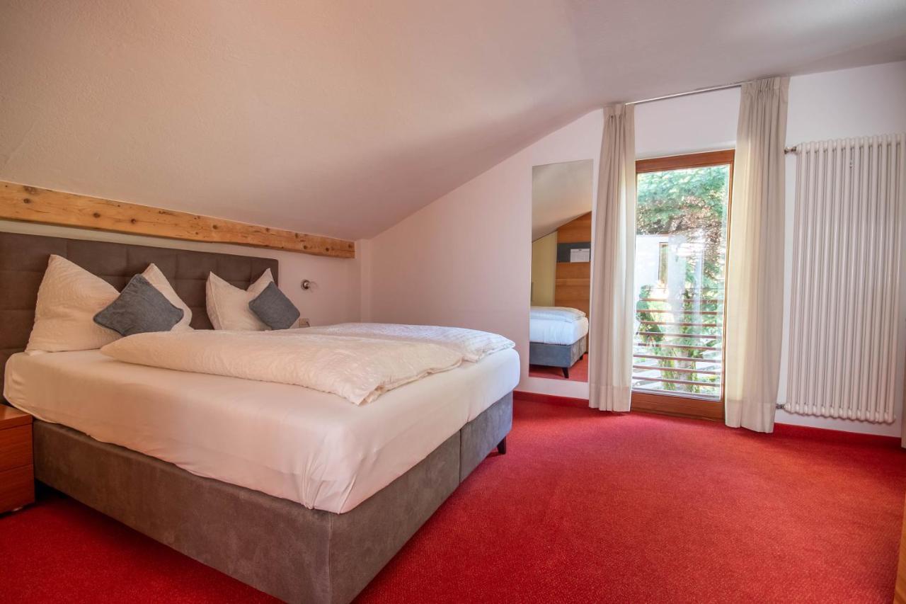 Hotel Tiroler Kreuz Esterno foto