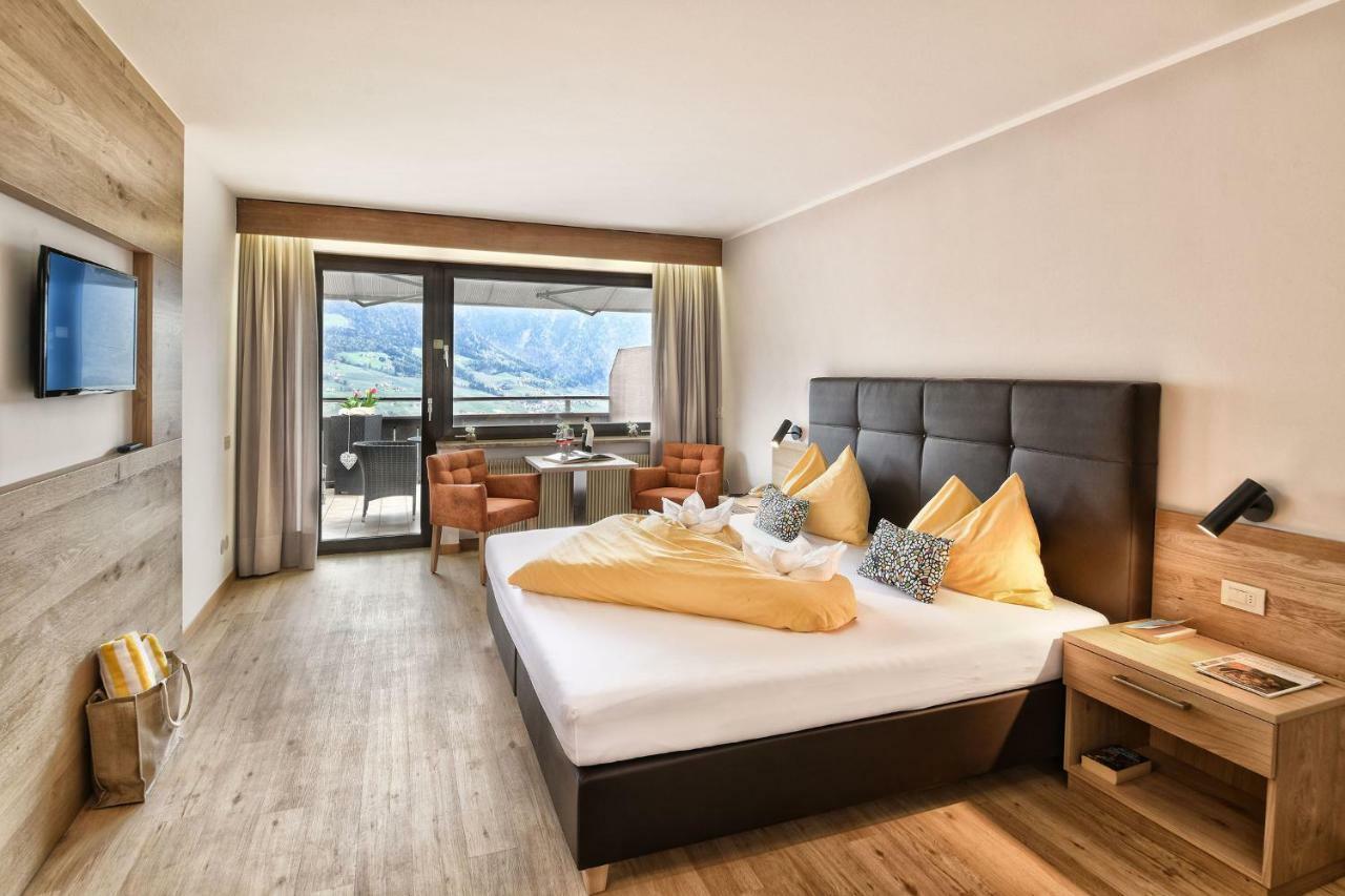 Hotel Tiroler Kreuz Esterno foto